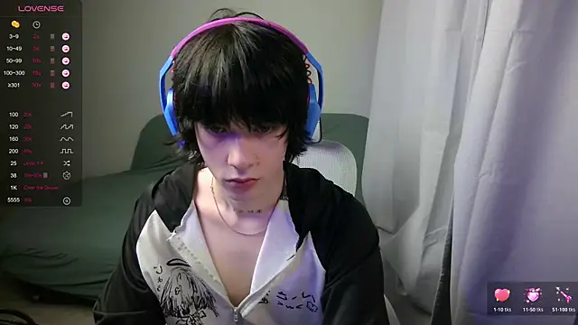 LeonBoykisser online show from February 7, 2026, 12:09 pm