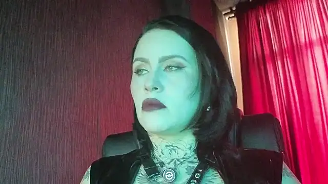 Mistressolivia07 online show from February 18, 2026, 2:57 pm