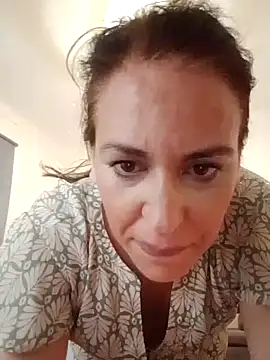 anastasiadaniela online show from July 15, 2026, 11:48 am