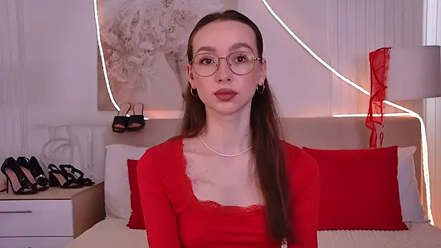 Emily Simon online show from May 15, 2026, 5:14 am