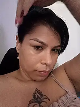 Aurora sanchess online show from February 4, 2026, 9:31 pm