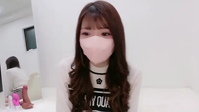 Snapshot of satochan_v chatting on February 22, 2026, 11:53 am satochan v online show from February 22, 2026, 11:53 am