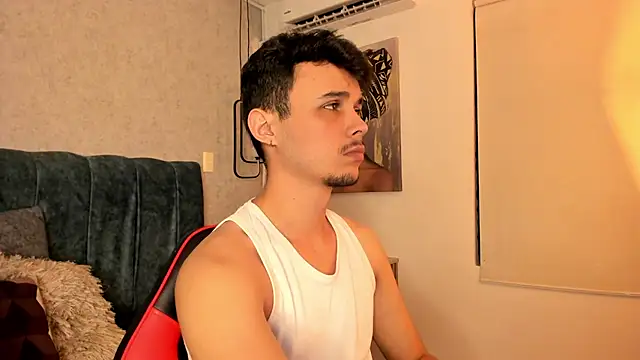 Snapshot of Alhan_Twink chatting on July 1, 2026, 4:25 am Alhan Twink online show from July 1, 2026, 4:25 am