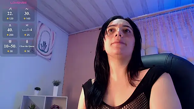 Snapshot of RoseConor_ chatting on February 18, 2026, 3:13 am RoseConor online show from February 18, 2026, 3:13 am