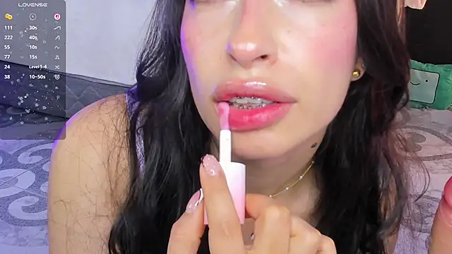 Noaah25  online show from February 9, 2026, 4:27 am