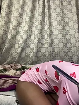 NaughtyShawdy online show from April 19, 2026, 8:33 pm