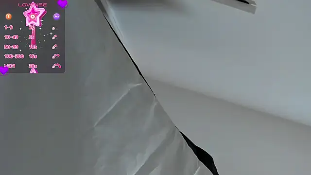 Snapshot of Liam_Grant chatting on February 16, 2026, 7:43 pm Liam Grant online show from February 16, 2026, 7:43 pm