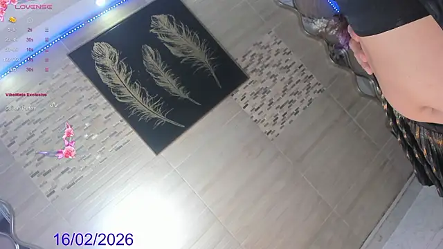 kaly honey online show from February 17, 2026, 10:05 pm