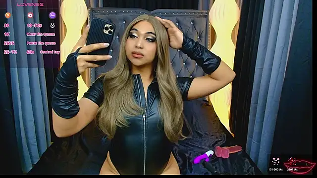 Clea Moore online show from January 19, 2026, 4:38 am