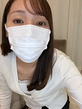 Snapshot of Miwa__15 chatting on April 2, 2026, 2:31 am Miwa 15 online show from April 2, 2026, 2:31 am
