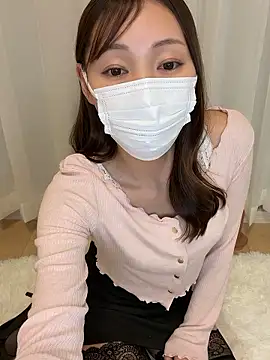 Snapshot of Miwa__15 chatting on April 10, 2026, 12:10 pm Miwa 15 online show from April 10, 2026, 12:10 pm