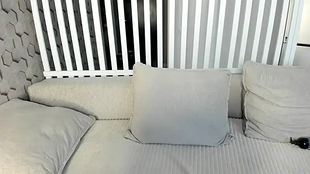 caelestisss online show from March 8, 2026, 1:47 am