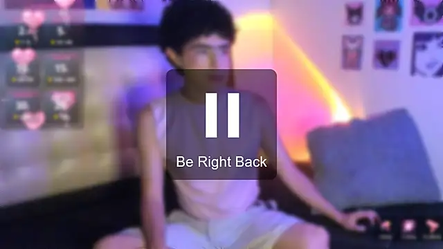 Snapshot of LuanRush_ chatting on February 5, 2026, 7:29 pm LuanRush online show from February 5, 2026, 7:29 pm