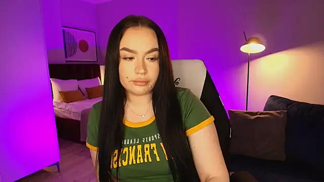 Snapshot of tinafox_ chatting on February 13, 2026, 8:21 am tinafox online show from February 13, 2026, 8:21 am