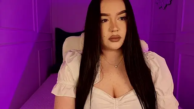 tinafox  online show from March 23, 2026, 4:00 pm