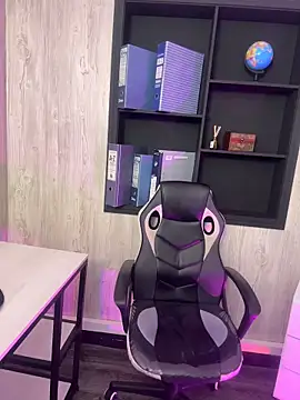 elodie rouge online show from March 5, 2026, 1:34 am