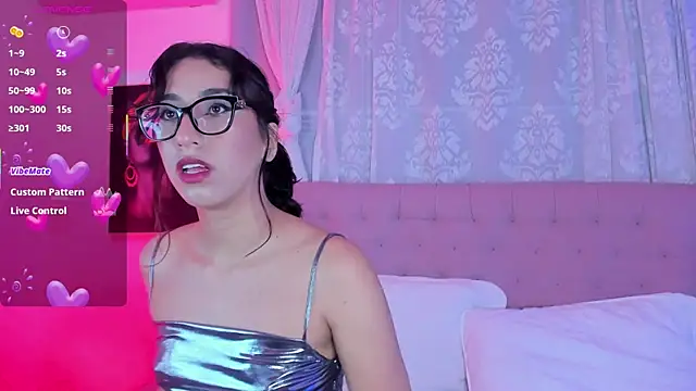 SusannaDoll online show from April 2, 2026, 12:03 pm