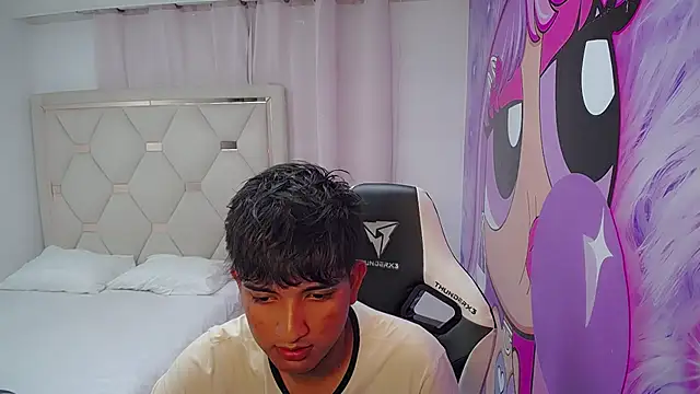 Snapshot of Maxwell_boys chatting on February 18, 2026, 3:13 am Maxwell boys online show from February 18, 2026, 3:13 am