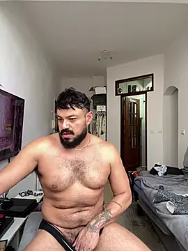 Snapshot of latinCuplex chatting on February 10, 2026, 2:21 pm latinCuplex online show from February 10, 2026, 2:21 pm