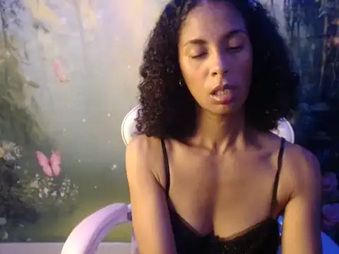 Snapshot of rosa_skinny chatting on May 29, 2026, 8:18 pm rosa skinny online show from May 29, 2026, 8:18 pm