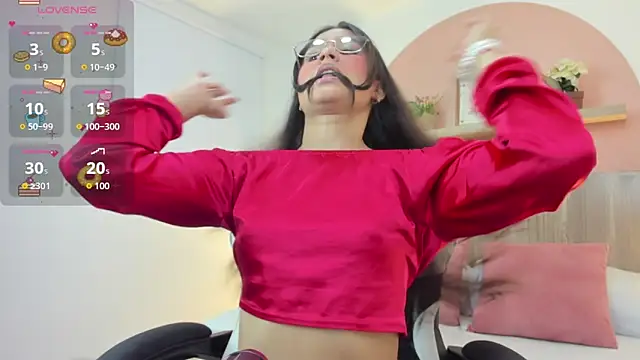 ivette swan online show from March 5, 2026, 7:32 pm