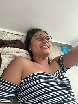 Snapshot of ivette_swan chatting on June 26, 2026, 9:52 pm ivette swan online show from June 26, 2026, 9:52 pm