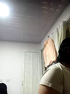 RossyAlvarez online show from April 16, 2026, 1:39 am