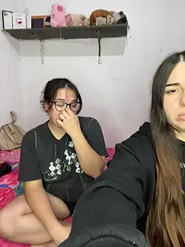 millyalc0ck online show from April 23, 2026, 10:34 pm