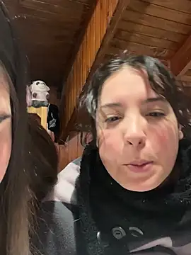 millyalc0ck online show from April 28, 2026, 2:27 am