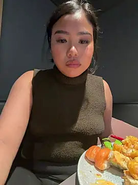 Snapshot of TitiTinyThai chatting on July 8, 2026, 3:27 pm TitiTinyThai online show from July 8, 2026, 3:27 pm