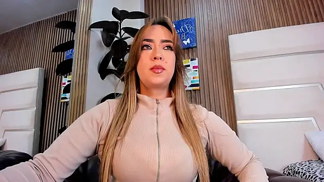 Snapshot of Xara_Shadow chatting on February 27, 2026, 10:43 pm Xara Shadow online show from February 27, 2026, 10:43 pm