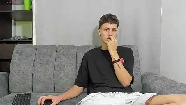 Snapshot of Two_sexboys chatting on February 11, 2026, 11:37 am Two sexboys online show from February 11, 2026, 11:37 am