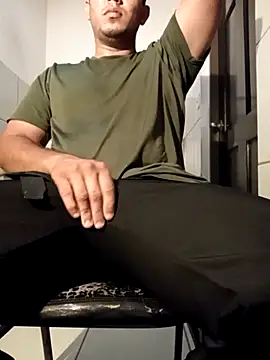 Snapshot of josmor121029ms chatting on March 2, 2026, 3:30 am josmor121029ms online show from March 2, 2026, 3:30 am