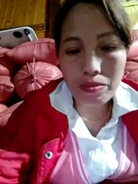 Gummiesu online show from February 8, 2026, 9:13 am