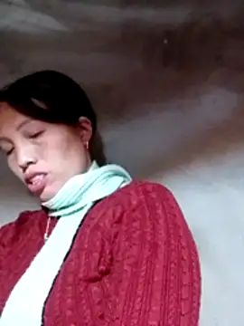 Gummiesu online show from March 15, 2026, 9:37 am