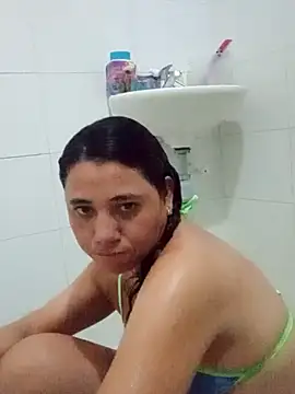 Snapshot of allexa_gomez chatting on May 18, 2026, 8:58 pm allexa gomez online show from May 18, 2026, 8:58 pm