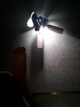 Hrnymanedawg13 online show from February 28, 2026, 4:41 pm