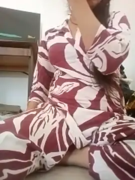 Snapshot of sima-bhabhi chatting on March 26, 2026, 7:47 am sima-bhabhi online show from March 26, 2026, 7:47 am