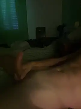 Snapshot of joanzy chatting on January 15, 2026, 10:42 am joanzy online show from January 15, 2026, 10:42 am