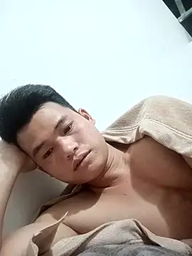 Snapshot of Maycute18 chatting on February 26, 2026, 2:27 pm Maycute18 online show from February 26, 2026, 2:27 pm