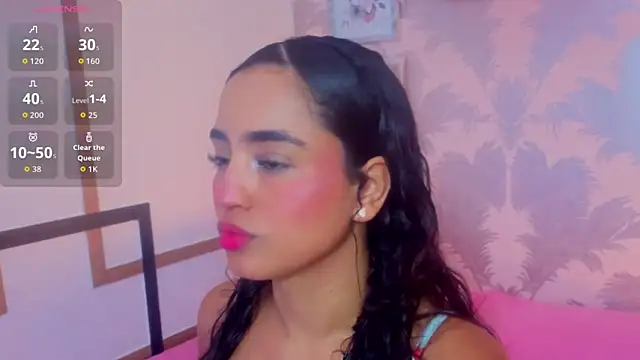 Snapshot of Emma_Thompssonn chatting on May 20, 2026, 12:00 pm Emma Thompssonn online show from May 20, 2026, 12:00 pm