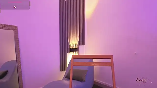 fransheskarossi online show from February 24, 2026, 12:25 pm