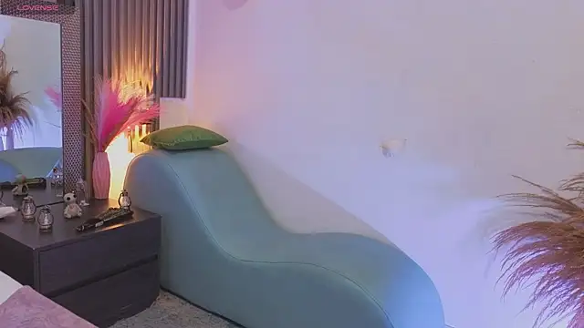 Snapshot of fransheskarossi chatting on June 2, 2026, 11:34 am fransheskarossi online show from June 2, 2026, 11:34 am