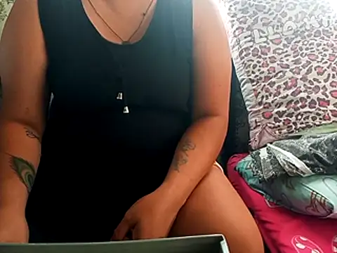 Snapshot of queen_lovely69 chatting on June 30, 2026, 4:57 am queen lovely69 online show from June 30, 2026, 4:57 am