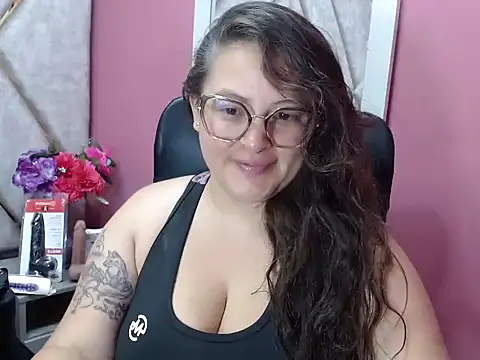 Sarah Boobs  online show from February 9, 2026, 2:48 am