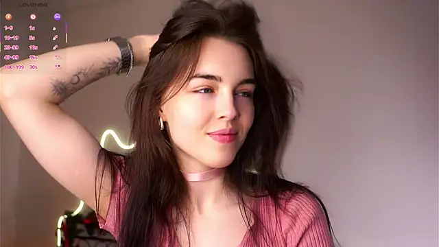 Snapshot of MirnaTellado chatting on February 6, 2026, 6:00 pm MirnaTellado online show from February 6, 2026, 6:00 pm