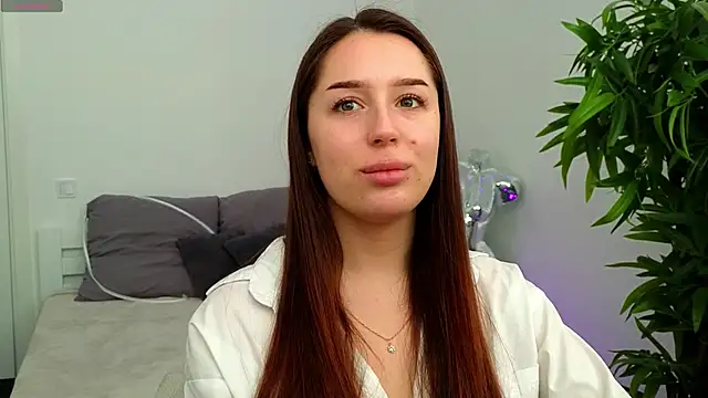 AnikaHarryson online show from March 6, 2026, 7:16 am