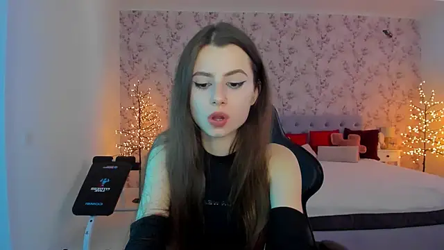 Snapshot of Hot_Molly5 chatting on March 16, 2026, 11:03 am Hot Molly5 online show from March 16, 2026, 11:03 am