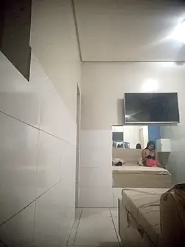 JenniferBrazil online show from February 15, 2026, 1:52 pm