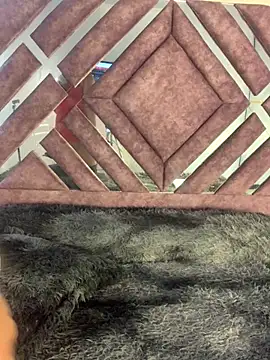 TianaRios Pink online show from February 19, 2026, 10:06 pm